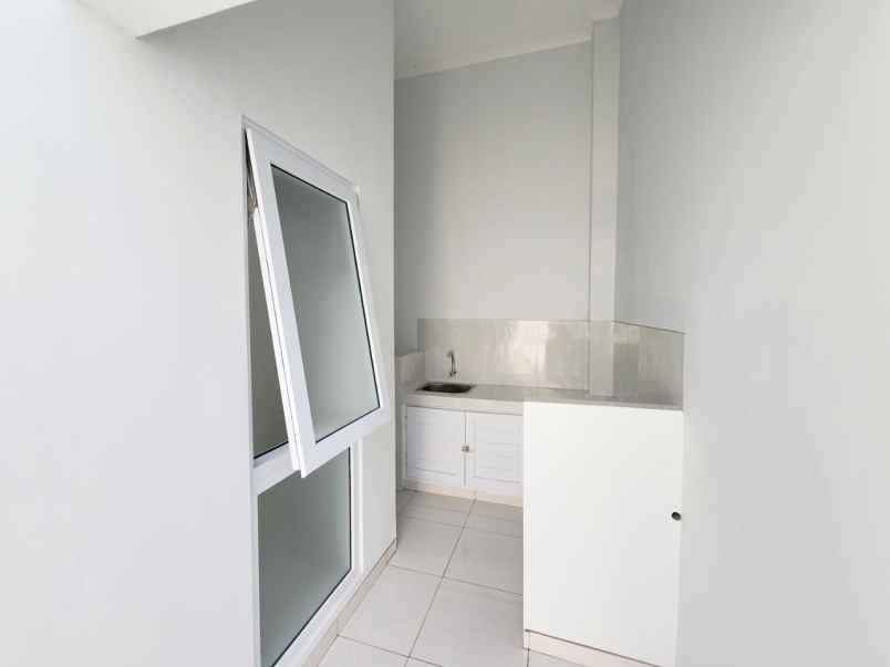 dijual rumah siap huni di semarang indah