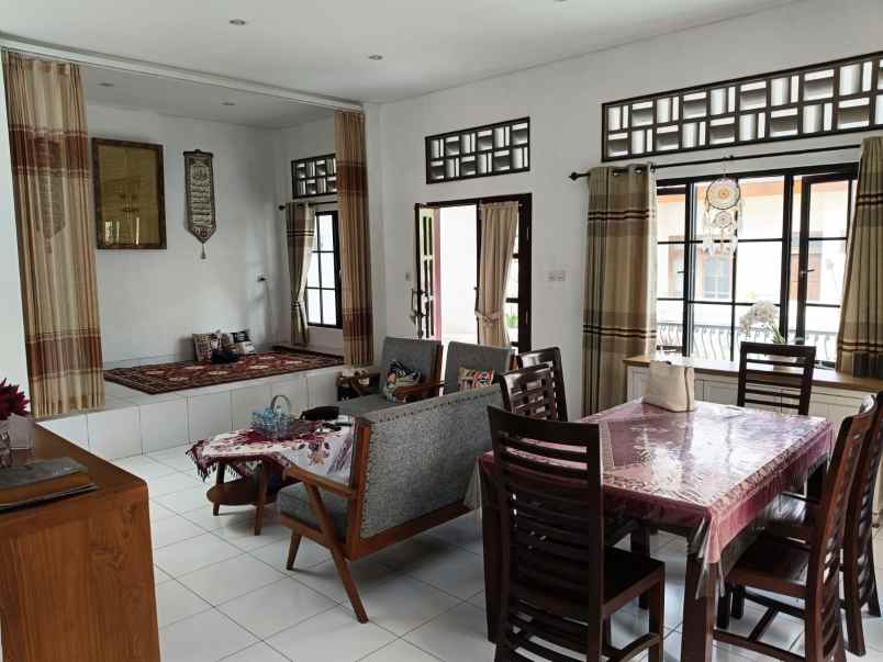 dijual rumah siap huni lokasi sawojajar