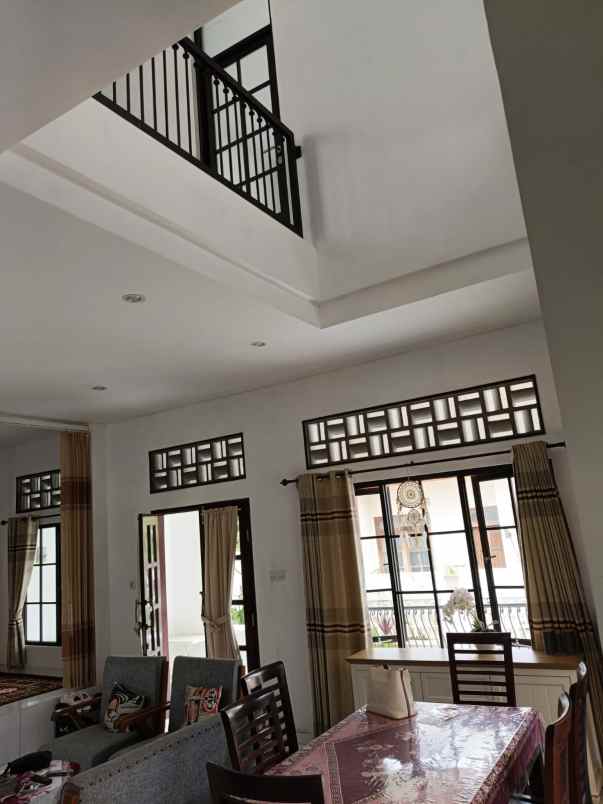 dijual rumah siap huni lokasi sawojajar
