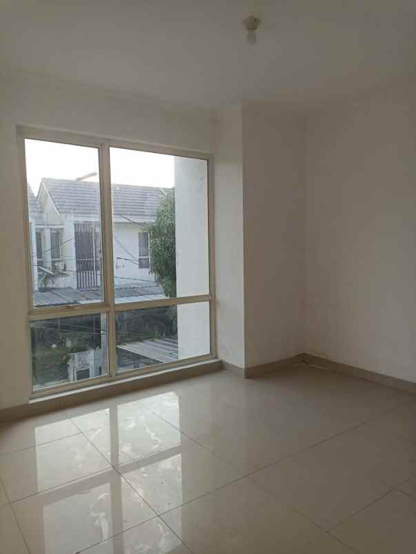 dijual rumah siap pakai di harvest city cileungsi