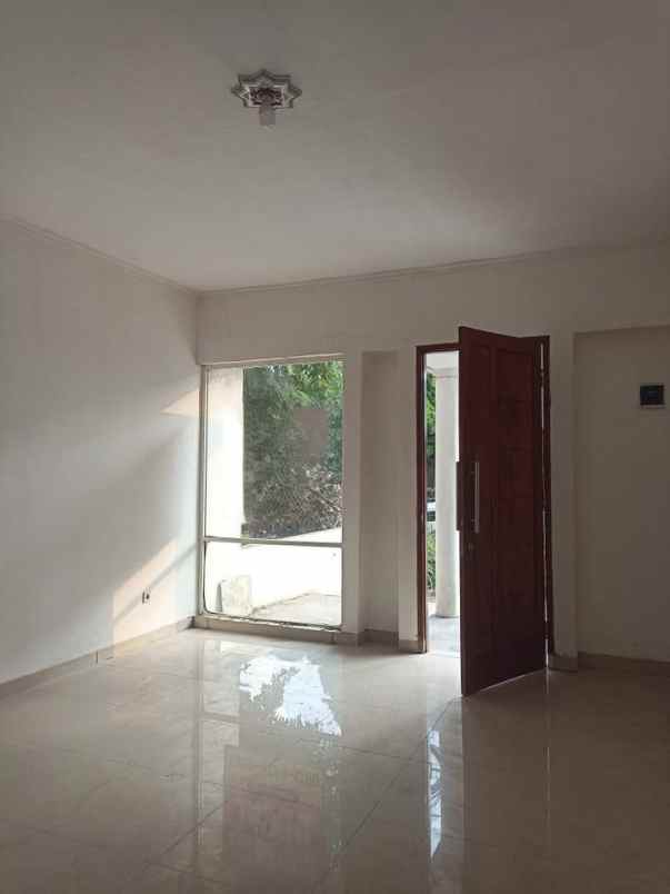 dijual rumah siap pakai di harvest city cileungsi