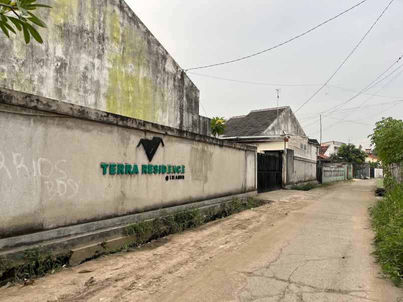 dijual rumah sriamur