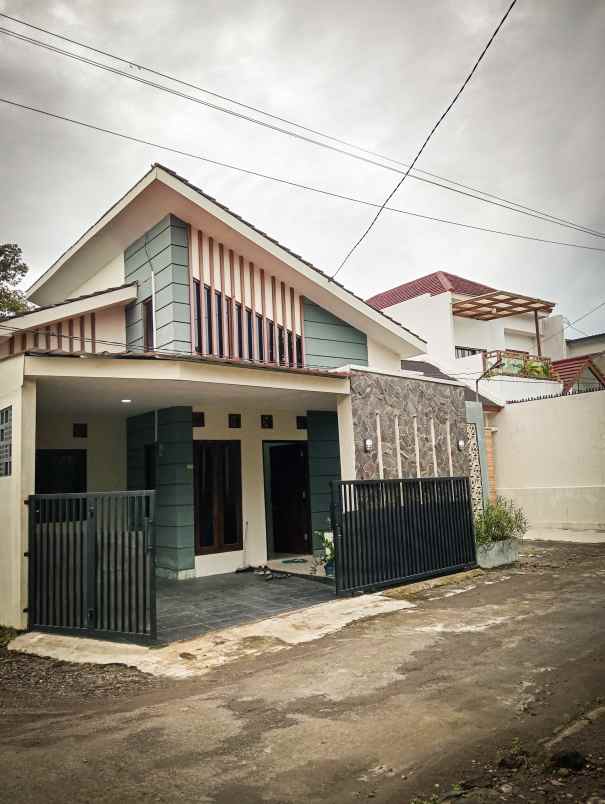 dijual rumah sukoharjo ngaglik sleman