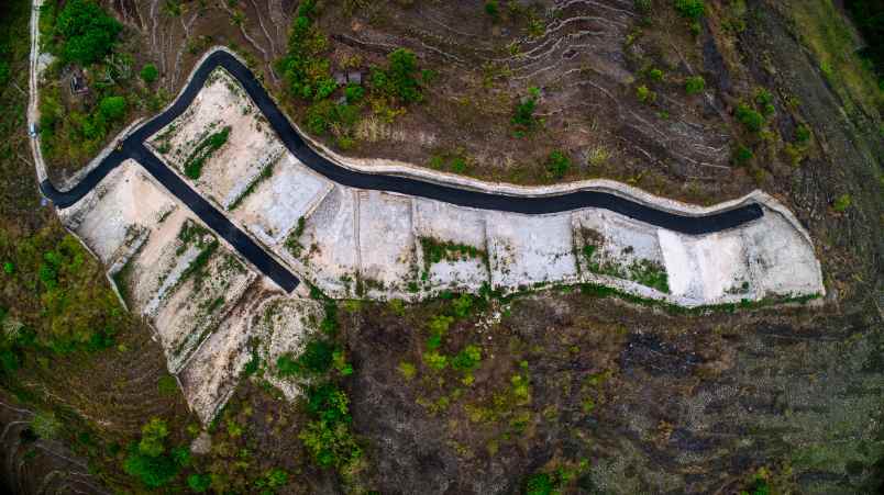 dijual rumah sukolilo dian regency