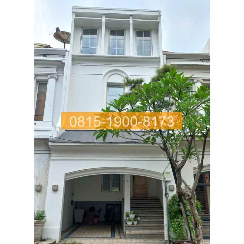 dijual rumah taman kebon jeruk blok aa5