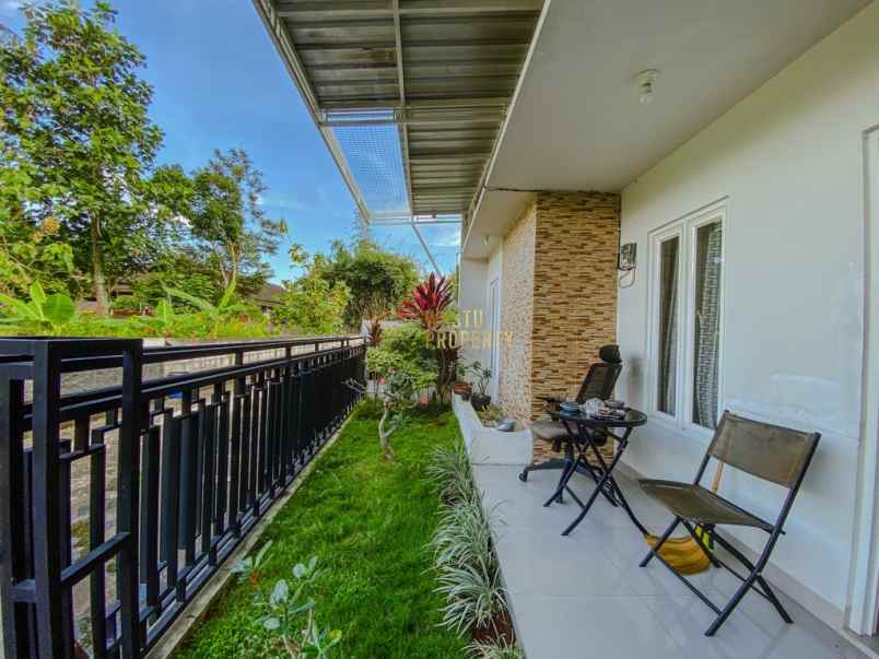 dijual rumah tamanmartani kalasan