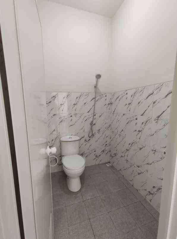 dijual rumah tambak cemandi sidoarjo