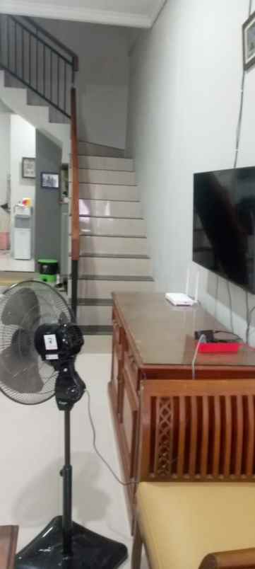 dijual rumah teluk pucung bekasi utara