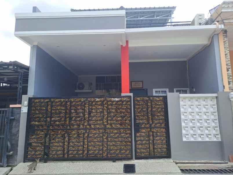 dijual rumah teluk pucung bekasi utara