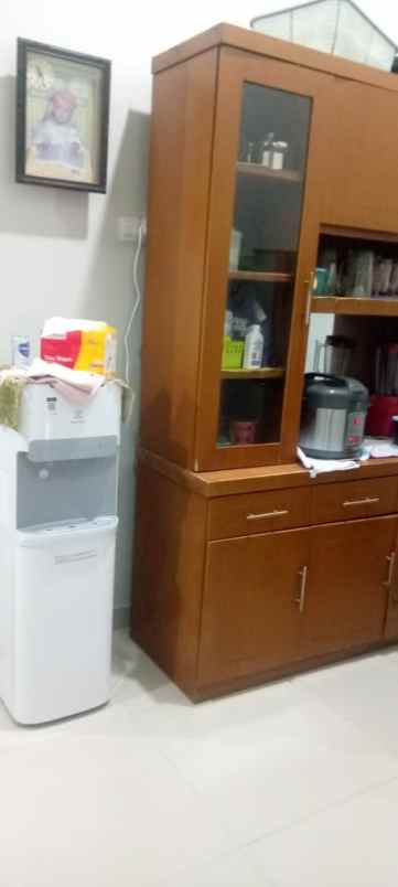 dijual rumah teluk pucung bekasi utara