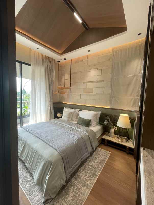 dijual rumah the forestine citra 8