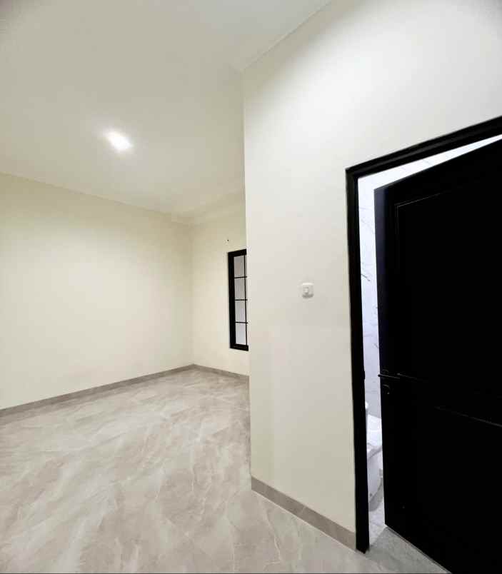 dijual rumah the icon simplicity bsd city