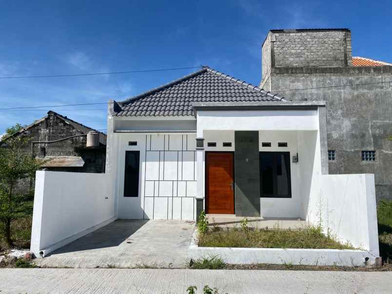 dijual rumah trunuh klaten selatan klaten