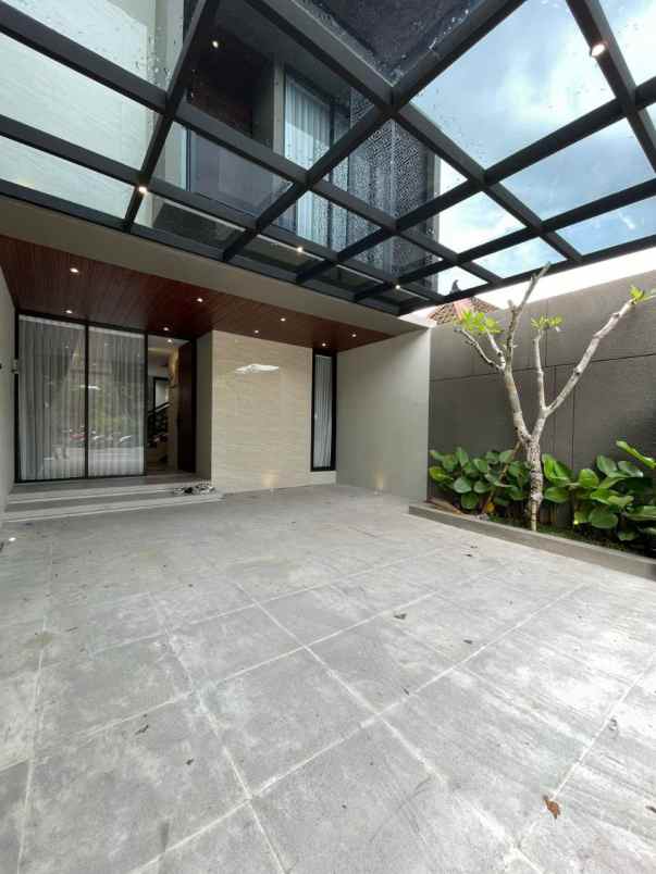 dijual rumah wedomartani ngemplak