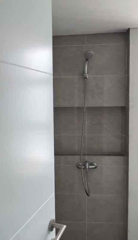 dijual rumah wisata bukit mas