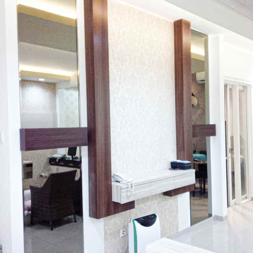 dijual rumah wisma bukit mas