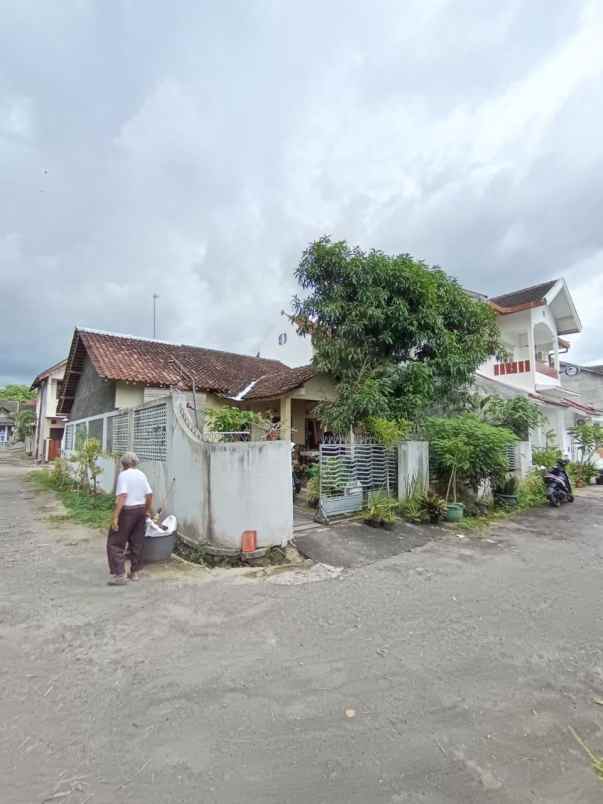 dijual tanah candi gebang