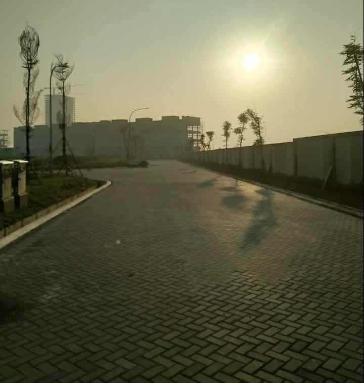 dijual tanah manhattan pik2