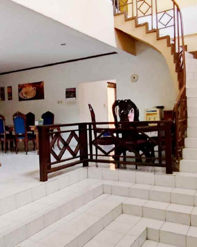 dijual villa jl mekar jaya kel