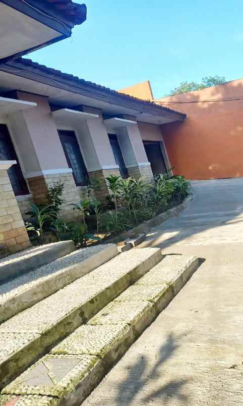 dijual villa jl mekar jaya kel