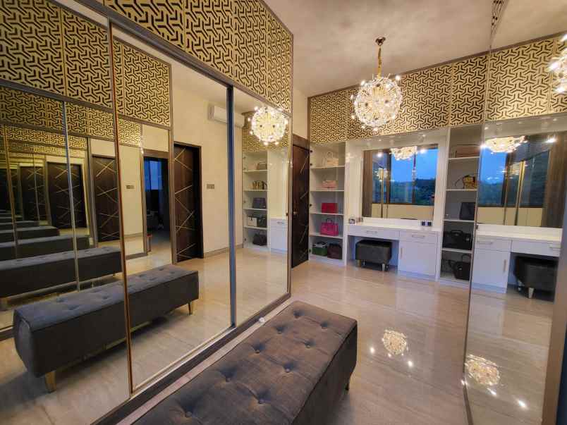 dijual villa mewah lokasi jimbaran bali