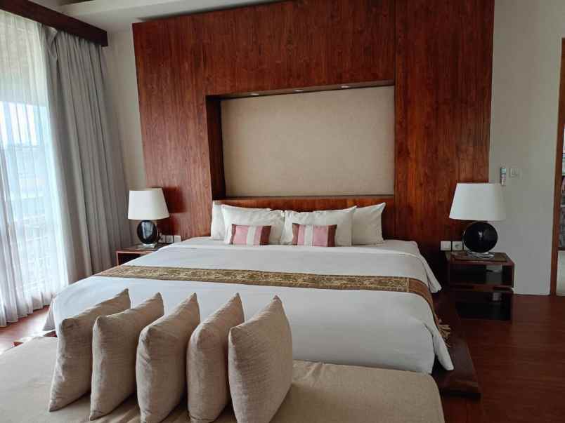 dijual villa view pantai jimbaran airport di bali