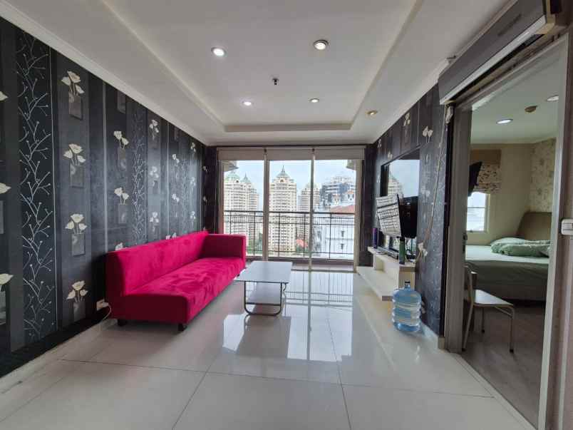 disewa apartemen french walk moi posisi hook furnished