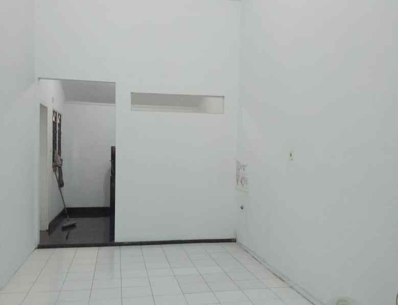 disewa rumah 1 tingkat komplek cemara asri