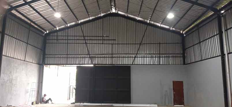 disewakan gudang area jl mahendradatta denpasar bali