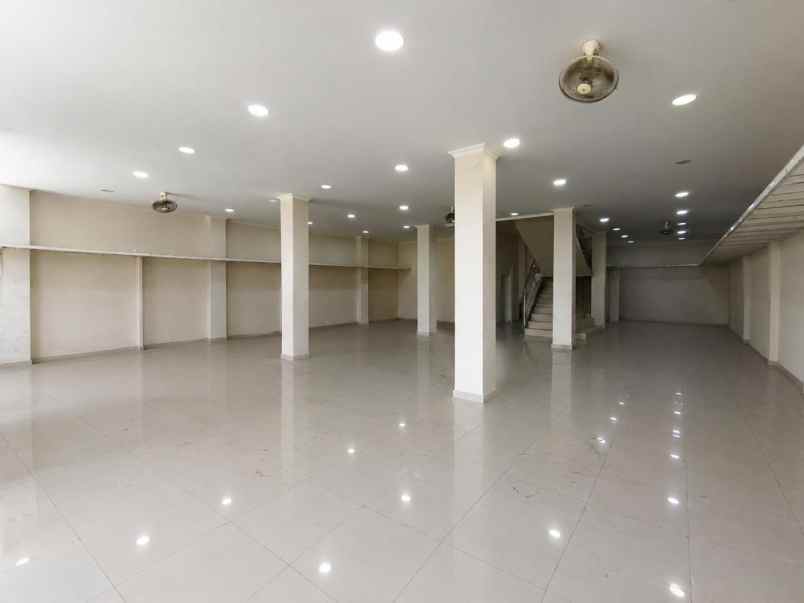 disewakan ruko gudang kantor jalan agus salim bekasi