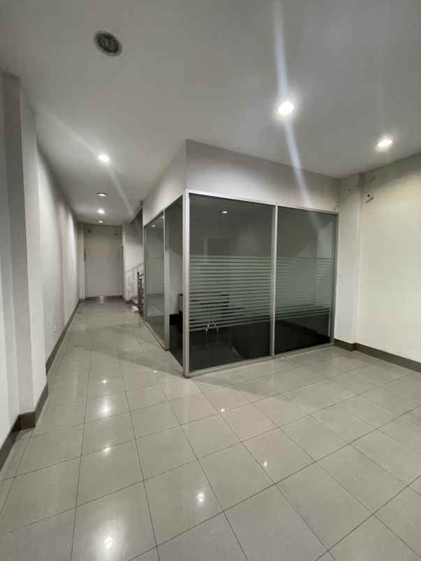 disewakan ruko gudang kantor jalan mampang prapatan