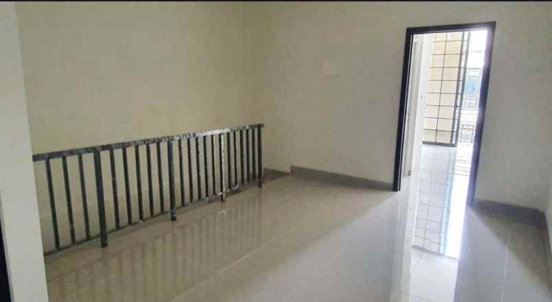 disewakan ruko gudang kantor jl gading soho japan