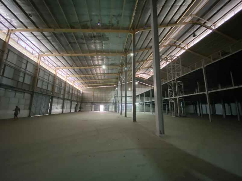 disewakan ruko gudang kantor kawasan industri mm2100