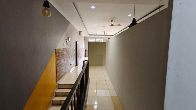 disewakan ruko gudang kantor ruko grand wisata jl