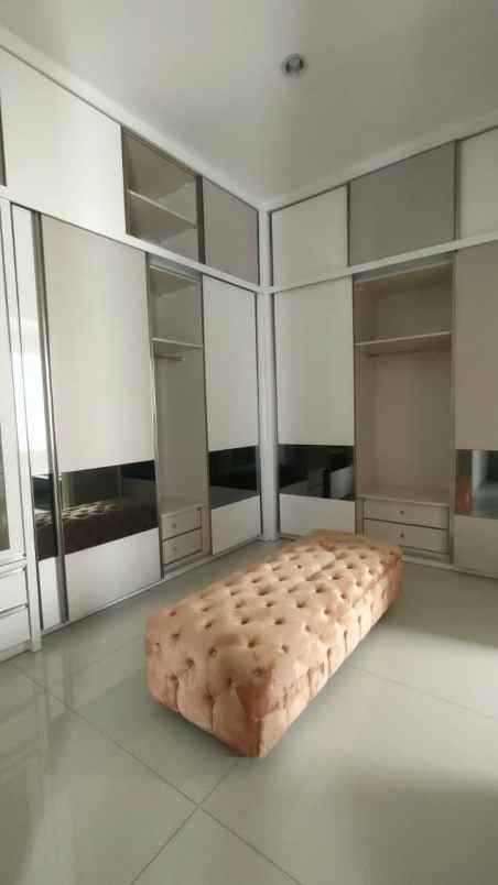 disewakan rumah bukit telaga golf