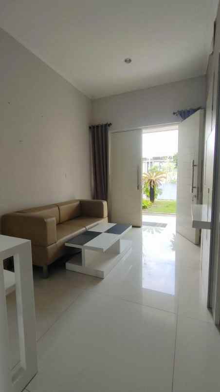 disewakan rumah bukit telaga golf