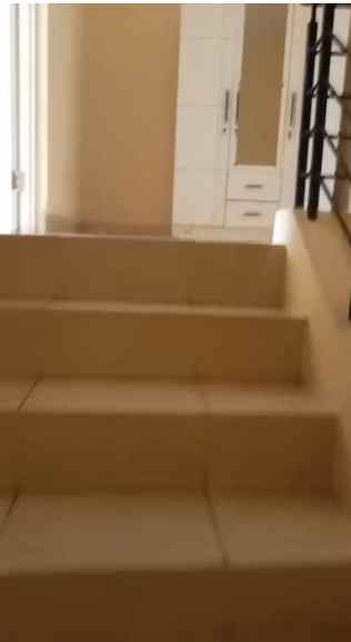 disewakan rumah cluster royal residence