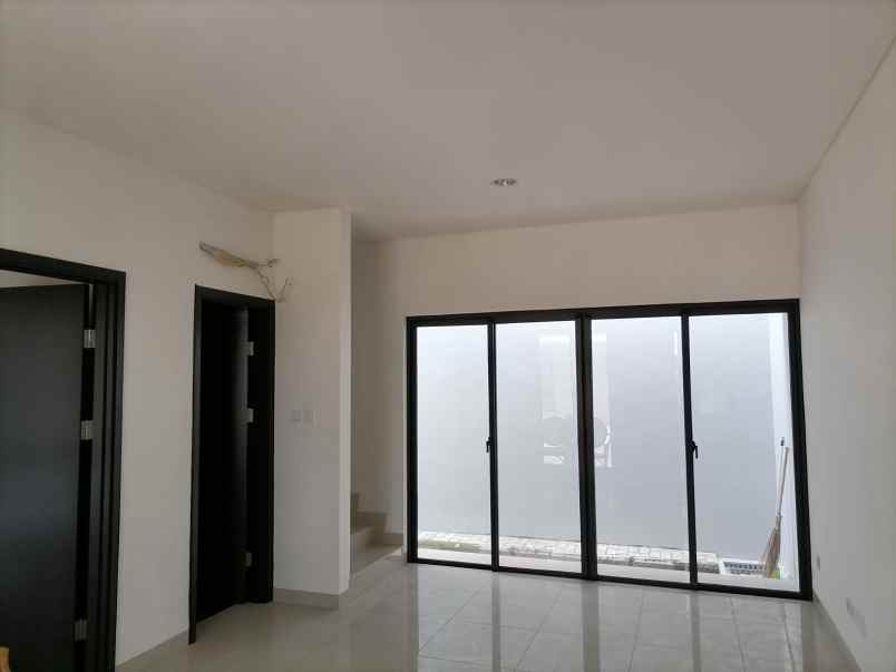 disewakan rumah jakarta garden city jgc cakung