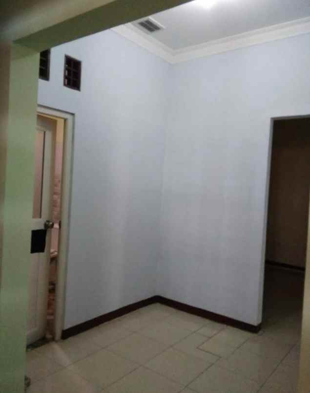 disewakan rumah jalan haji sulaiman gang