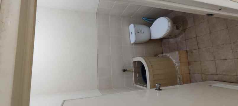 disewakan rumah kgv2 karawang barat