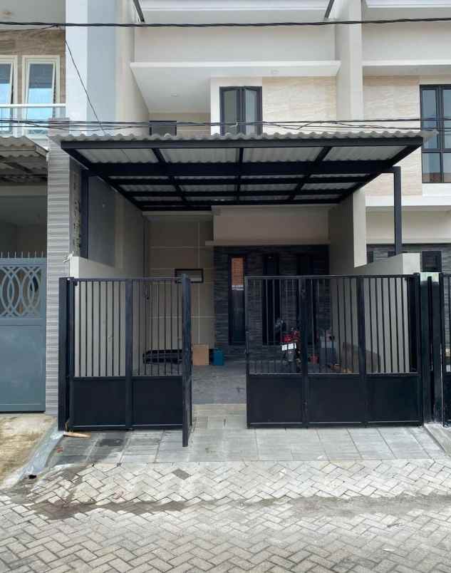 disewakan rumah manyar tirto