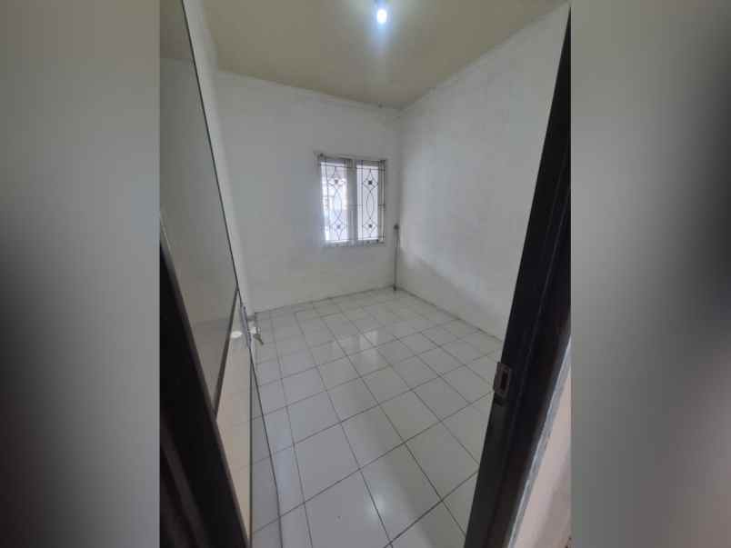 disewakan rumah perumahan bukit golf