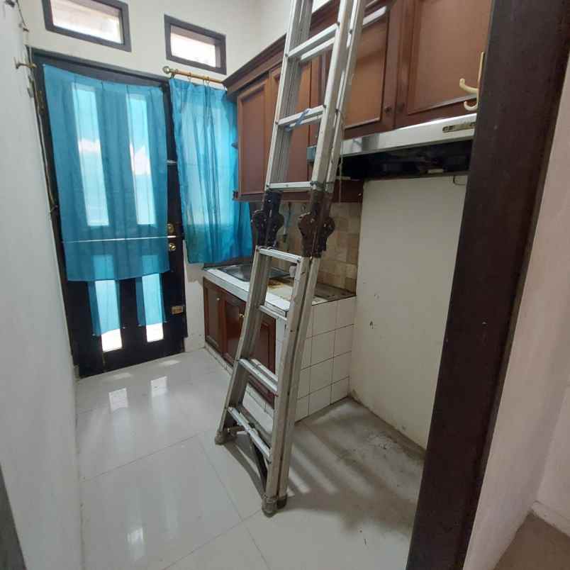 disewakan rumah pondok kelapa