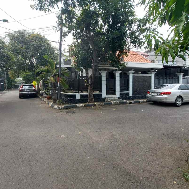 disewakan rumah pondok kelapa