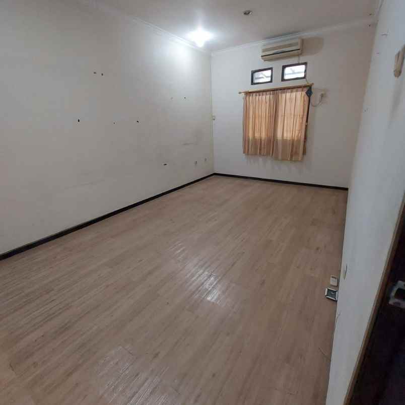 disewakan rumah pondok kelapa