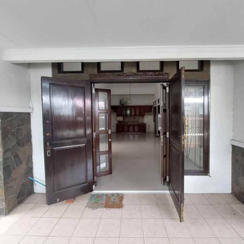 disewakan rumah pondok kelapa