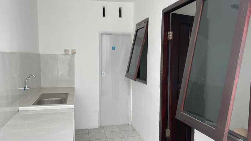 for sale house under 300 jt