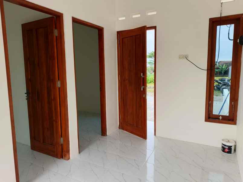 hunian sejuk utara prambanan