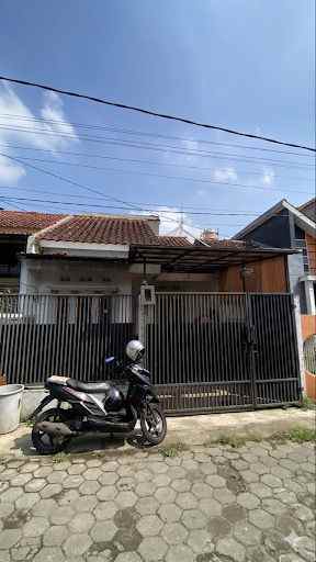 jual cepat rumah lokasi bagus di cluster cipageran