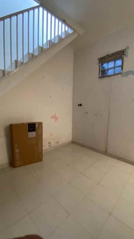 jual cepat rumah lokasi bagus di cluster cipageran